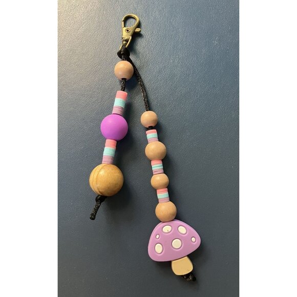 Purple White Pink Blue Beaded Mushroom Keychain Bag Water bottle Charm - Picture 1 of 5